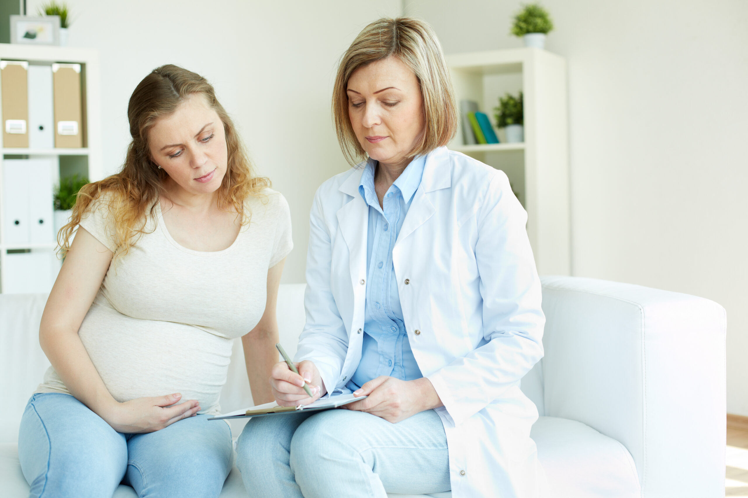 Exames complementares no pré-natal quando e por que são essenciais para a saúde materno-fetal